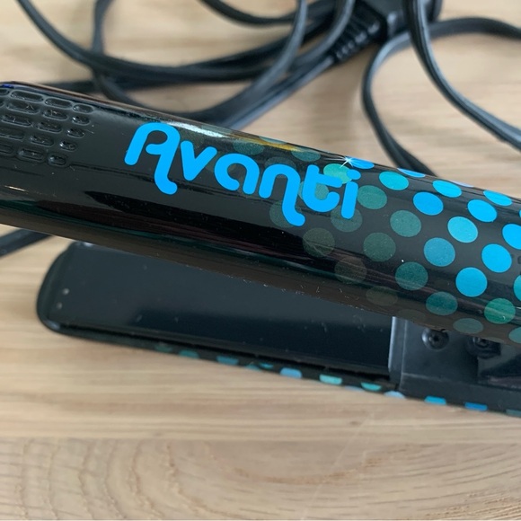 Avanti 1” flat iron - Picture 2 of 4